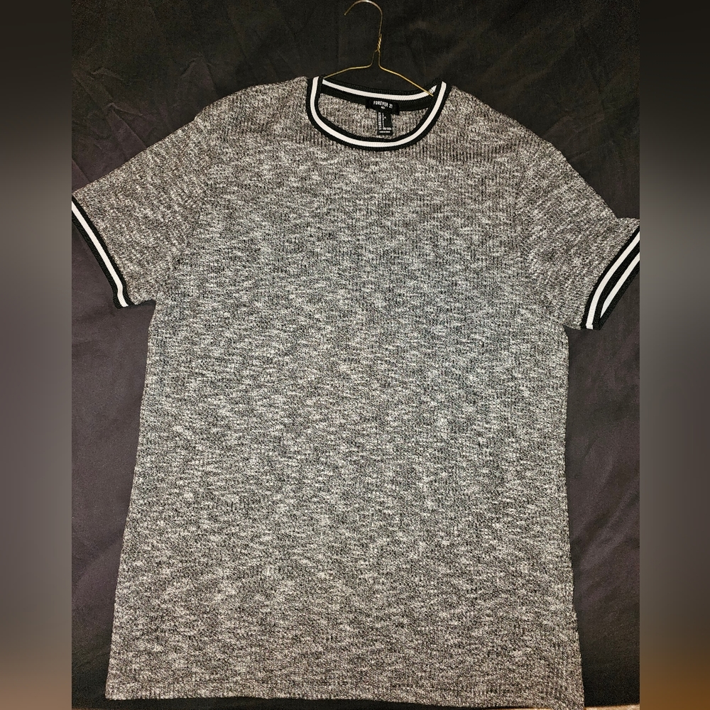 Mens casual/ going out shirt Forever 21 shirt Large Slim fit